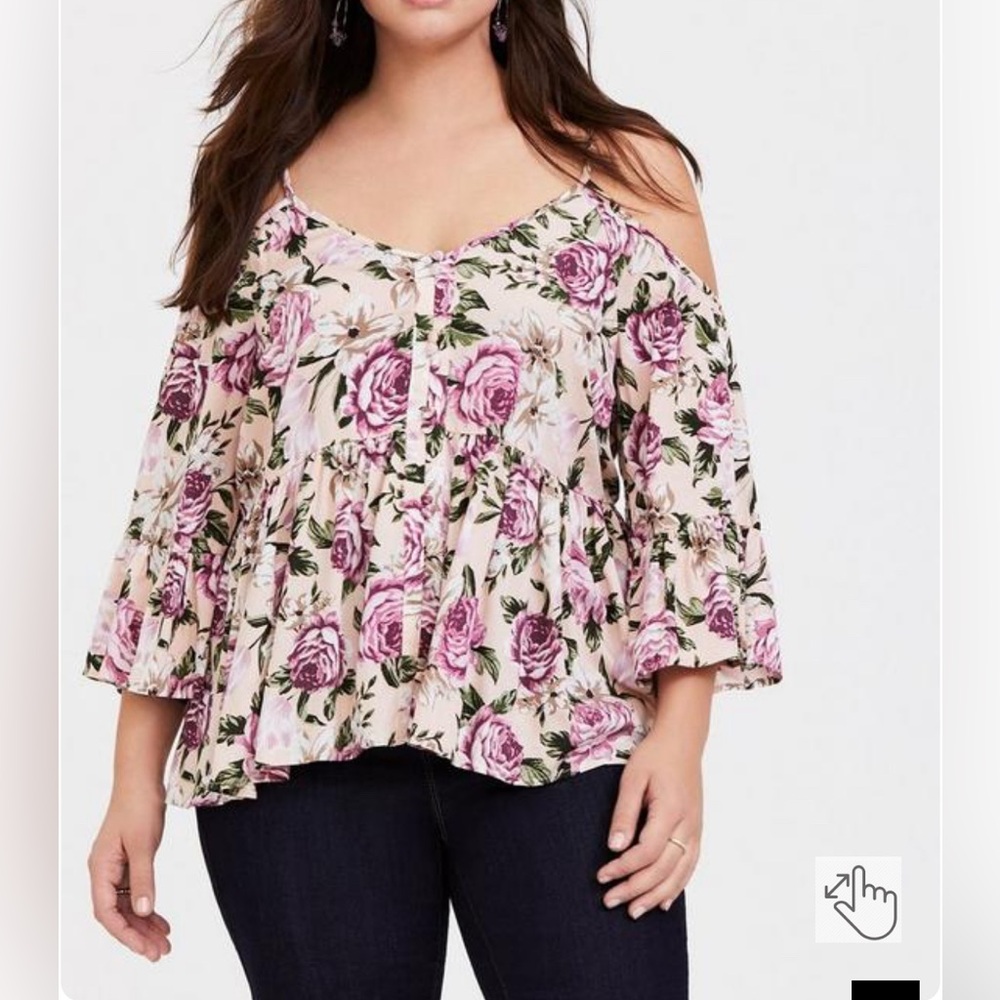 Torrid Babydoll Cold Shoulder Top Size 3